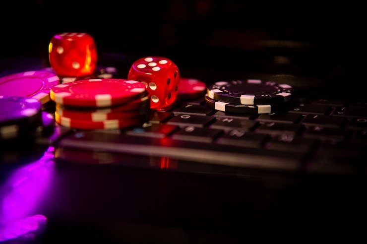 Jam layanan bandartogel77 di layar ponsel